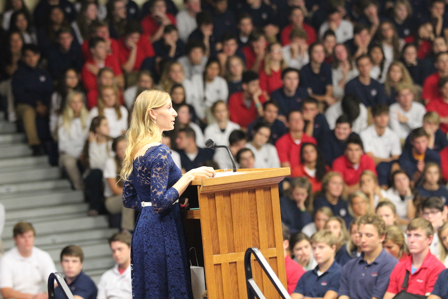 SPEAKER+INSPIRES+CROWD%3A+Widow+Jennifer+Trappuzino+addresses+the+topic+of+mercy+in+her+speech+to+Roncalli+students+and+staff+this+morning.++Trappuzino%27s+husband+was+killed+in+2014%2C+yet+she+insisted+on+forgiving+the+murderer.