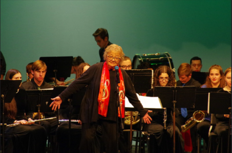 Praiseworthy Peach: Students prepare to bid farewell to beloved band director Miss. Kathy Peach. Peach has been serving as the band director since the 80s and has been loved by all her students. 